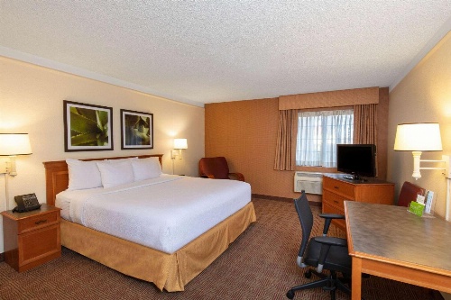 La Quinta by Wyndham Las Vegas Airport N Conv. image 1